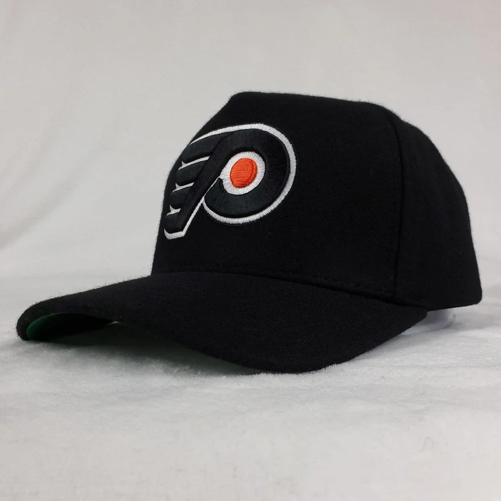 Philadelphia Flyers Mitchell & Ness NHL Pro Fit Snapback Hat Cap 3D Logo NWT‎